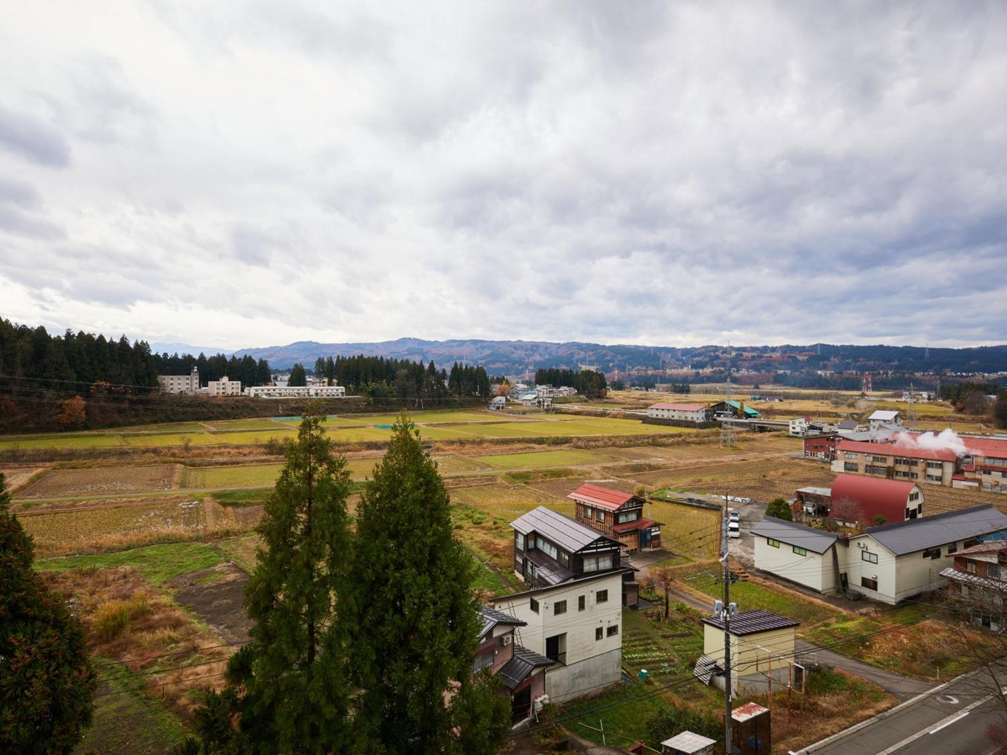 Hayamasou Hotel Tokamachi Buitenkant foto